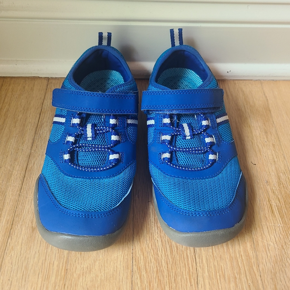 Lands End Kids Mesh Water Shoes, Size 4